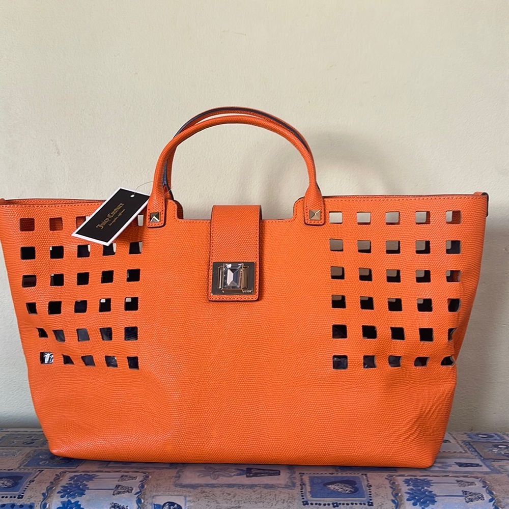 Brand new shopper tote